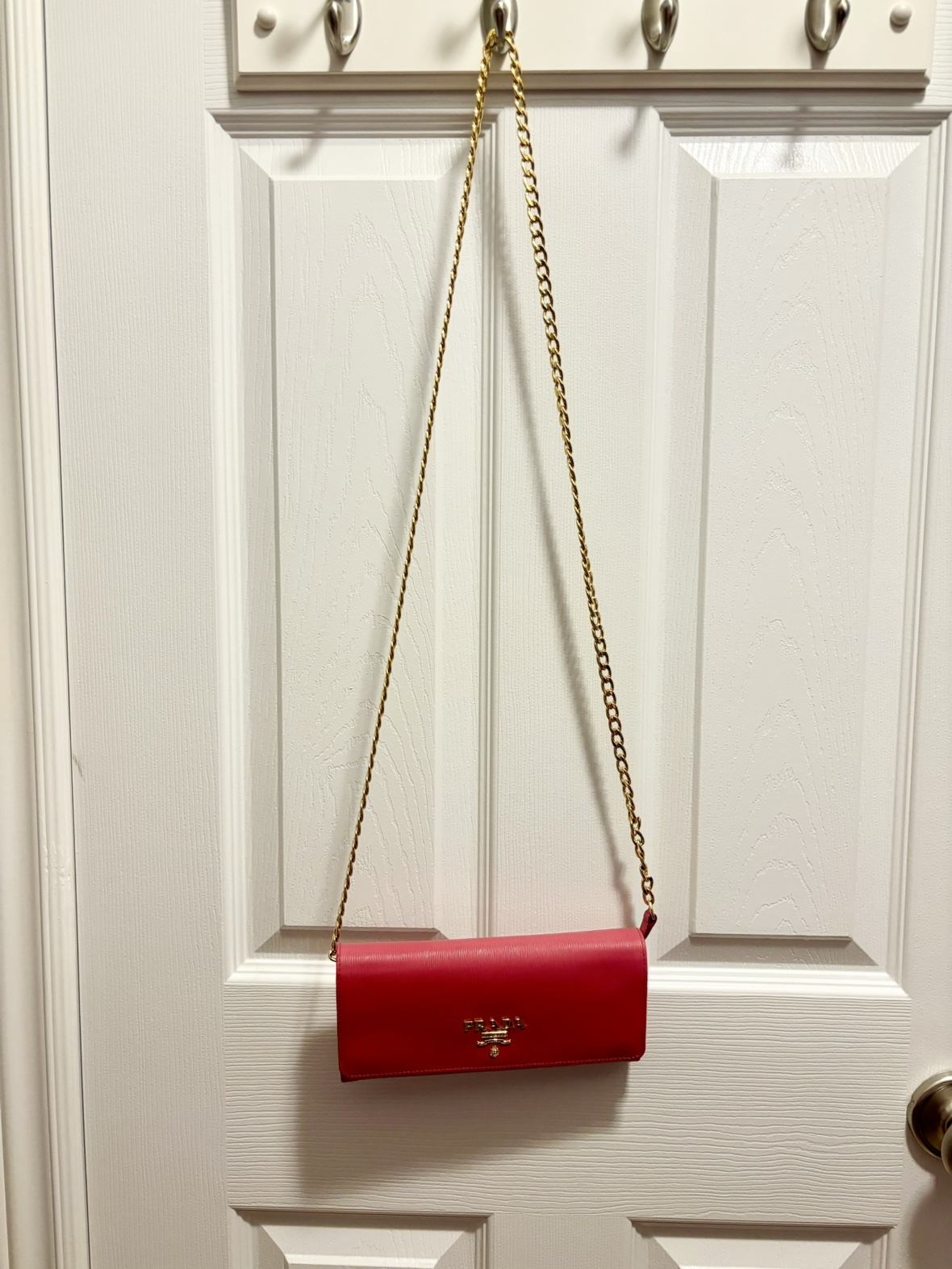 Prada wallet on chain (Authentic) image indicator(5)