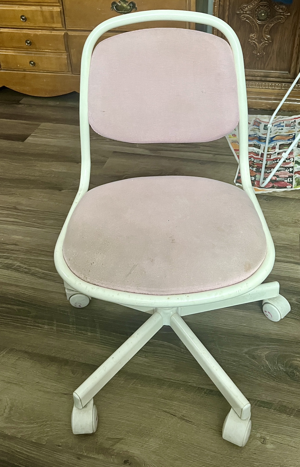 Kids desk chair