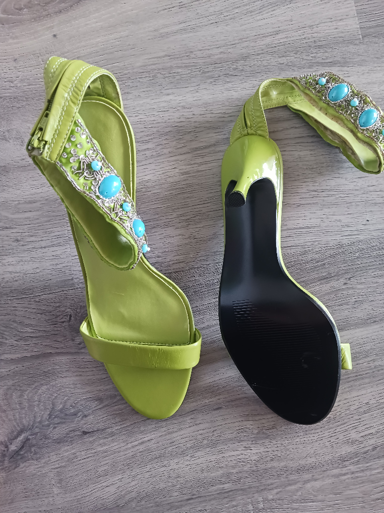 women sandals image indicator(2)