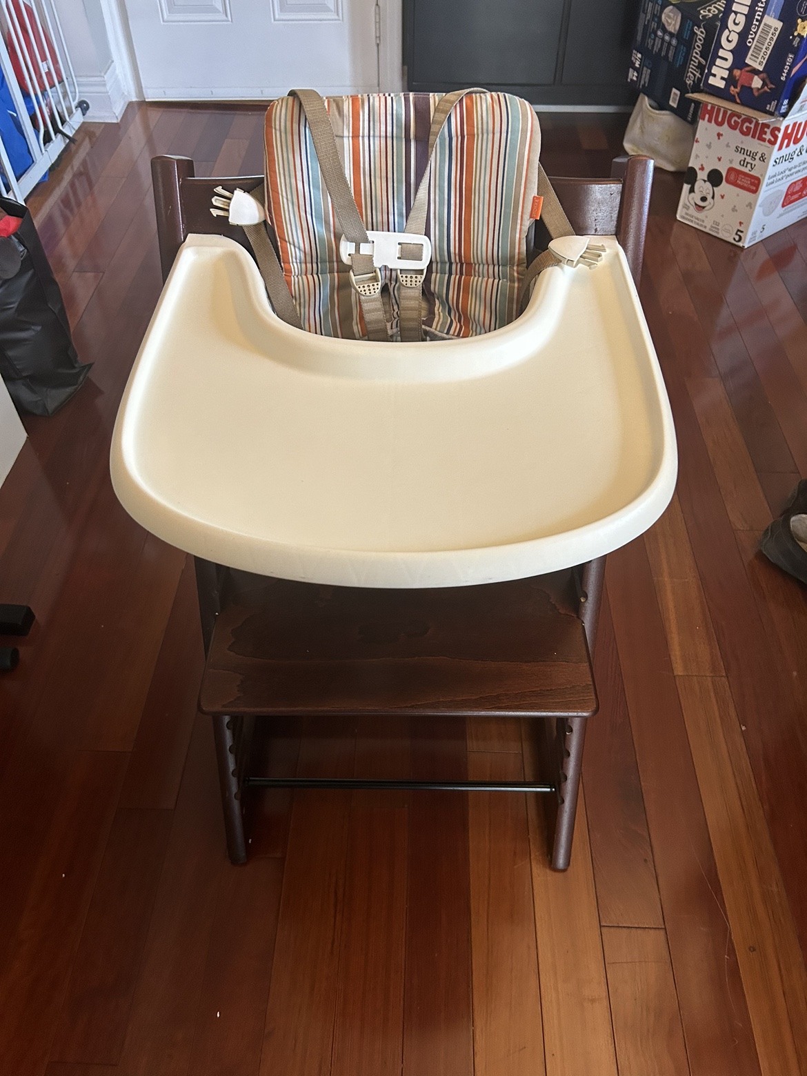 Stokke Trip Trapp High chair ! thumbnail