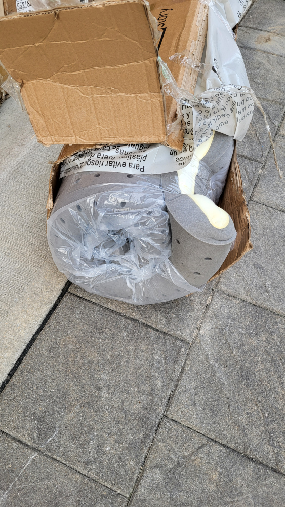 BedStory 3" King Memory Foam Mattress Topper Gel Bamboo Charcoal image indicator(6)