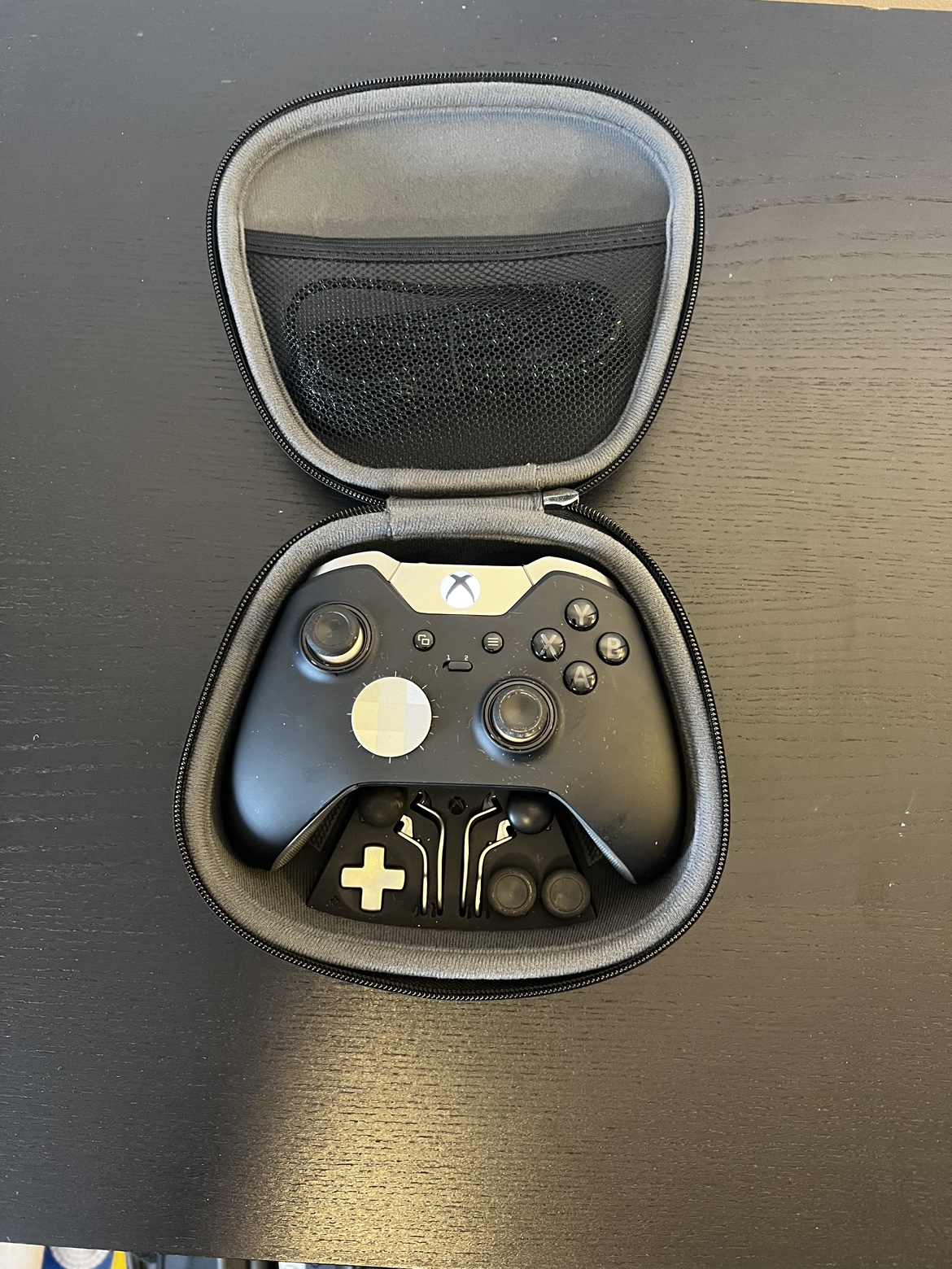 Xbox Elite Controller image indicator(3)