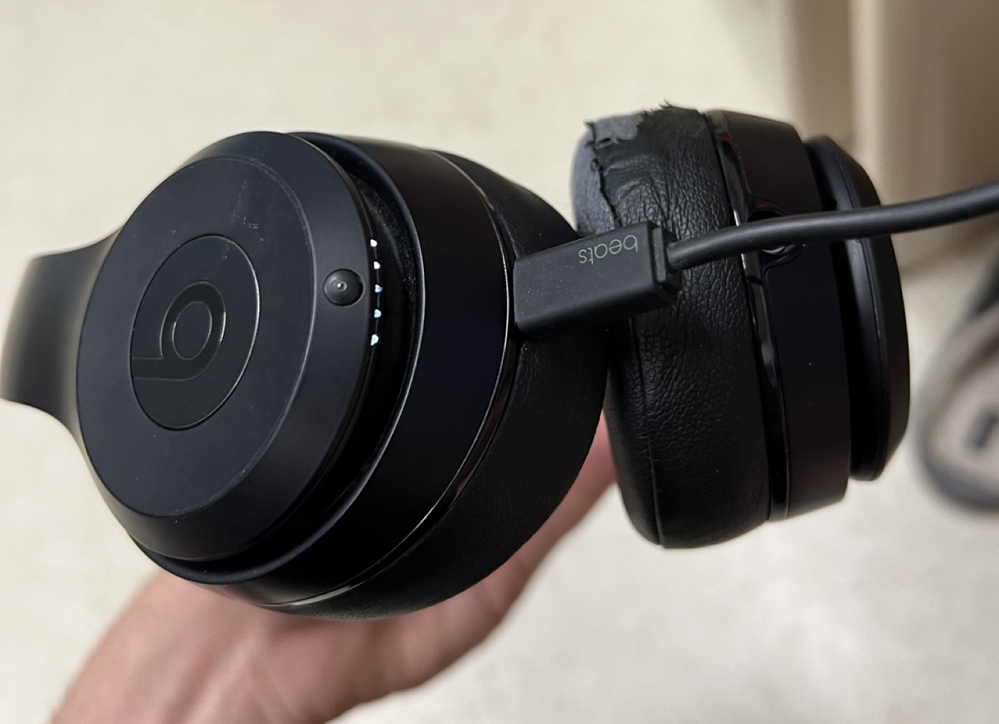 Beats by Dre Solo 3 Wireless Headphones - photo 4