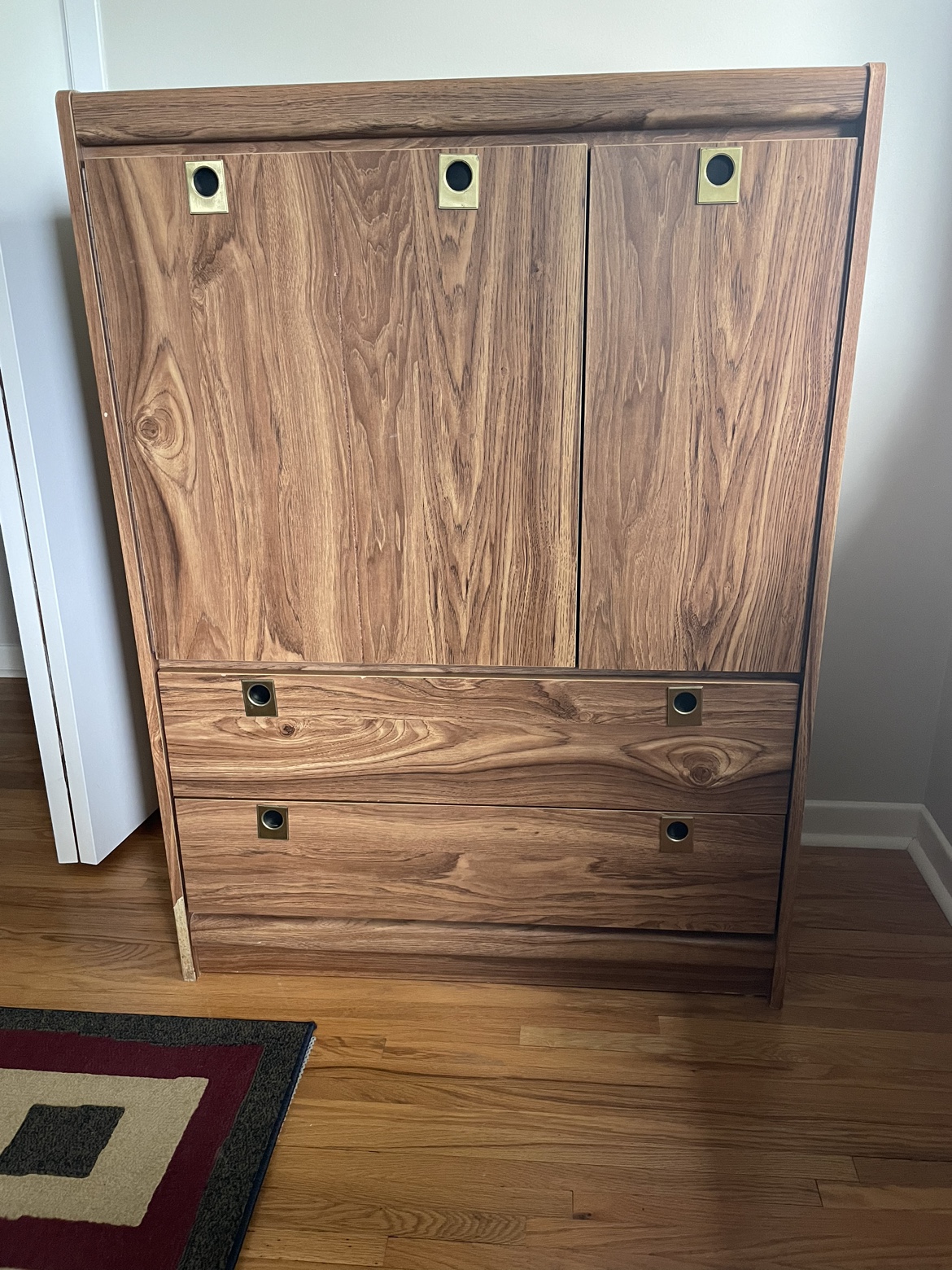 4 Piece - Wooden Dresser with mirror, dresser and 2 night tables - photo 2