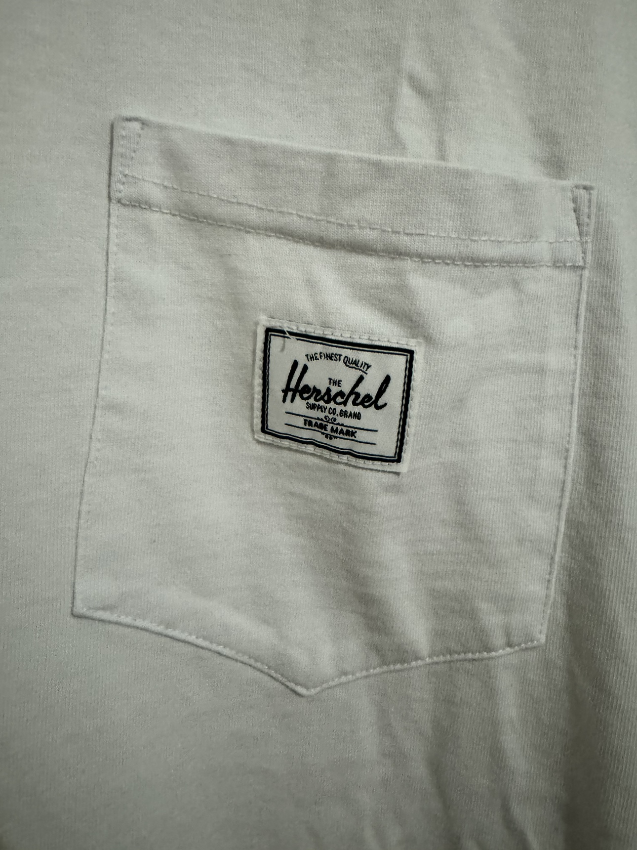 Herschel Supply Co. Pocket Tee White (Large) image indicator(2)