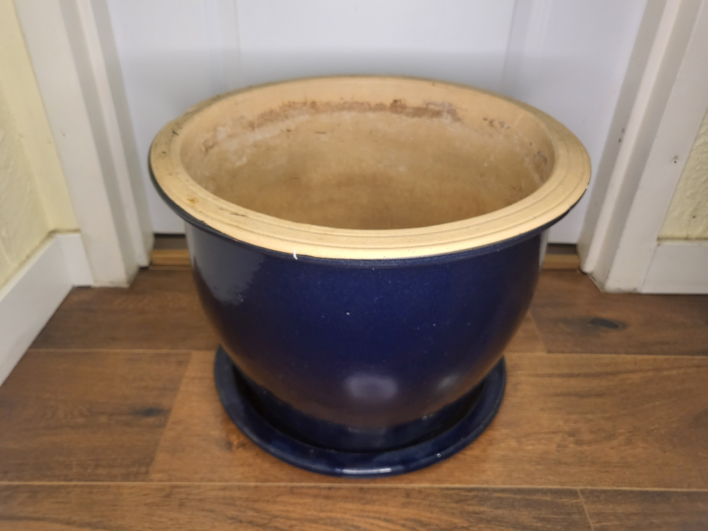 Large ceramic planter image indicator(2)