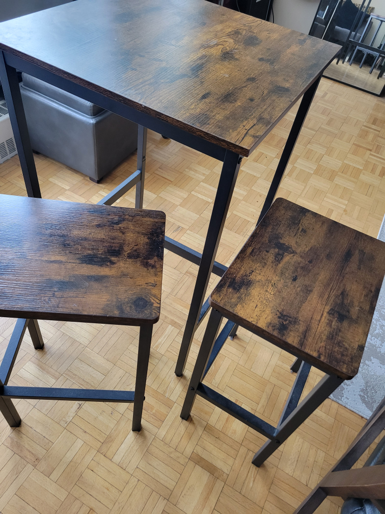 dinner table  with chairs