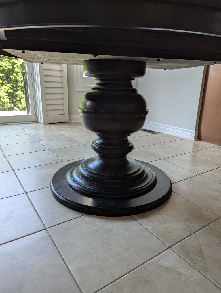 Round Dining Table - Solid Oak Wood - photo 3