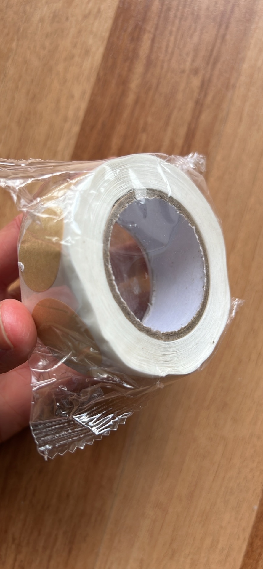 Small round Kraft sticker labels