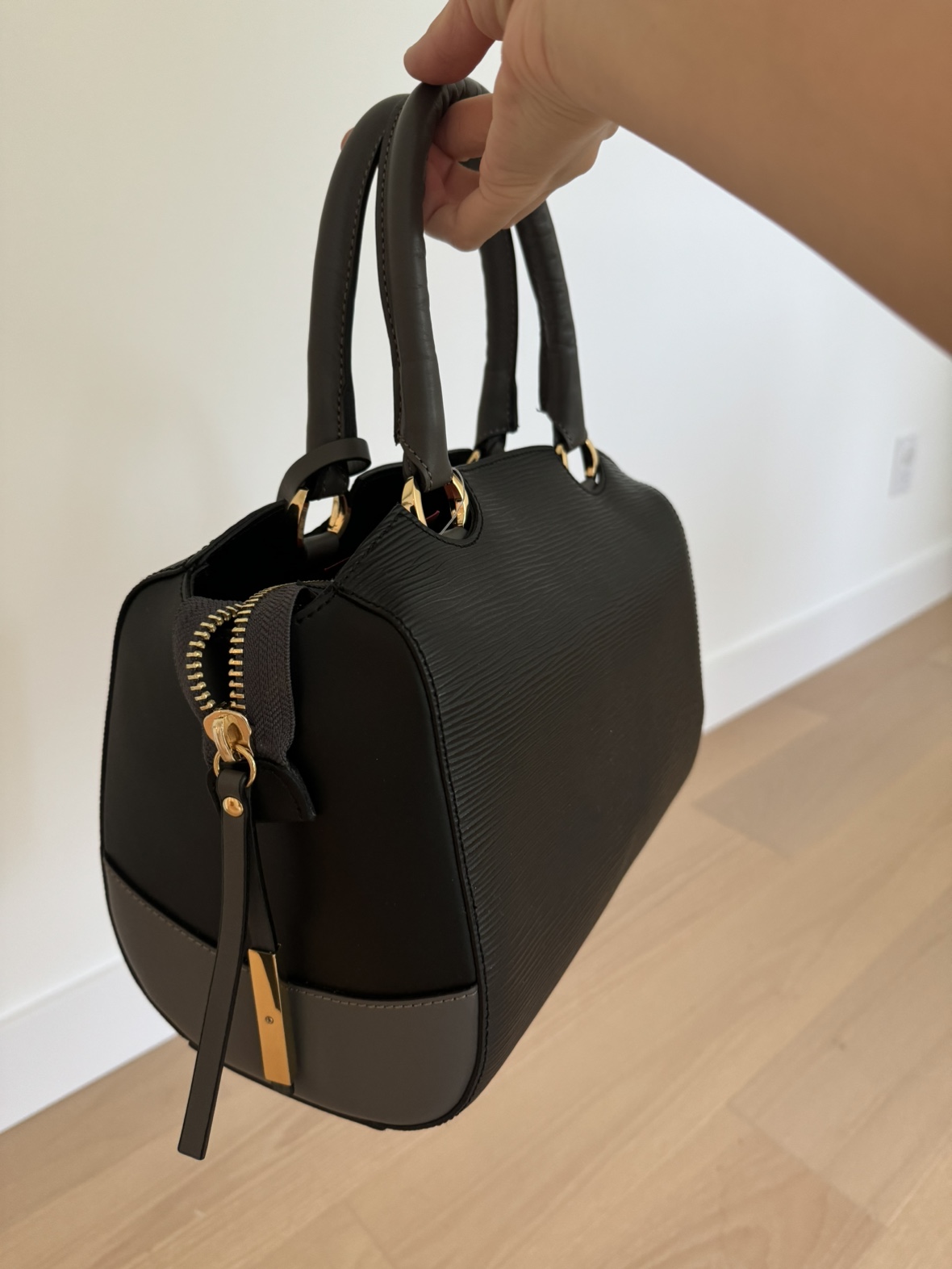 Brand new handbag image indicator(4)