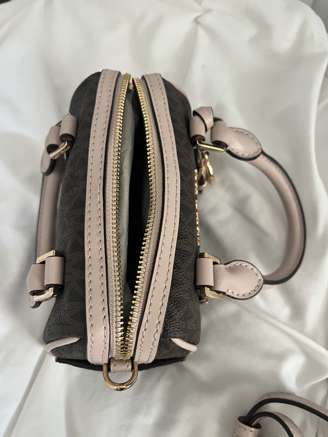 Michael Kors Mini Bedford Duffle Crossbody *NEVER USED* - photo 4
