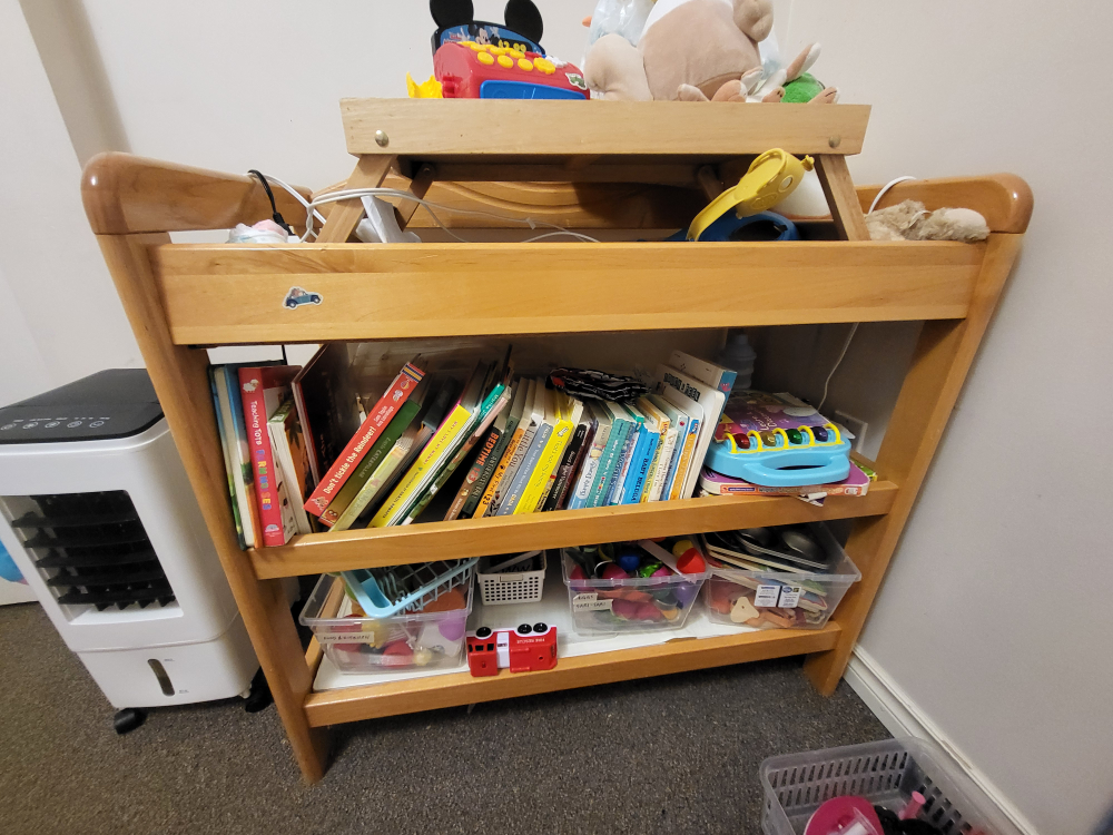 Baby changing table