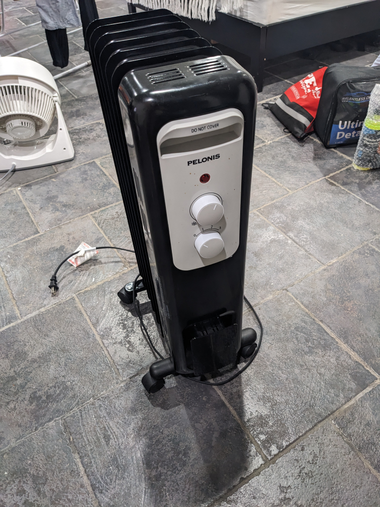 Space heater - photo 2