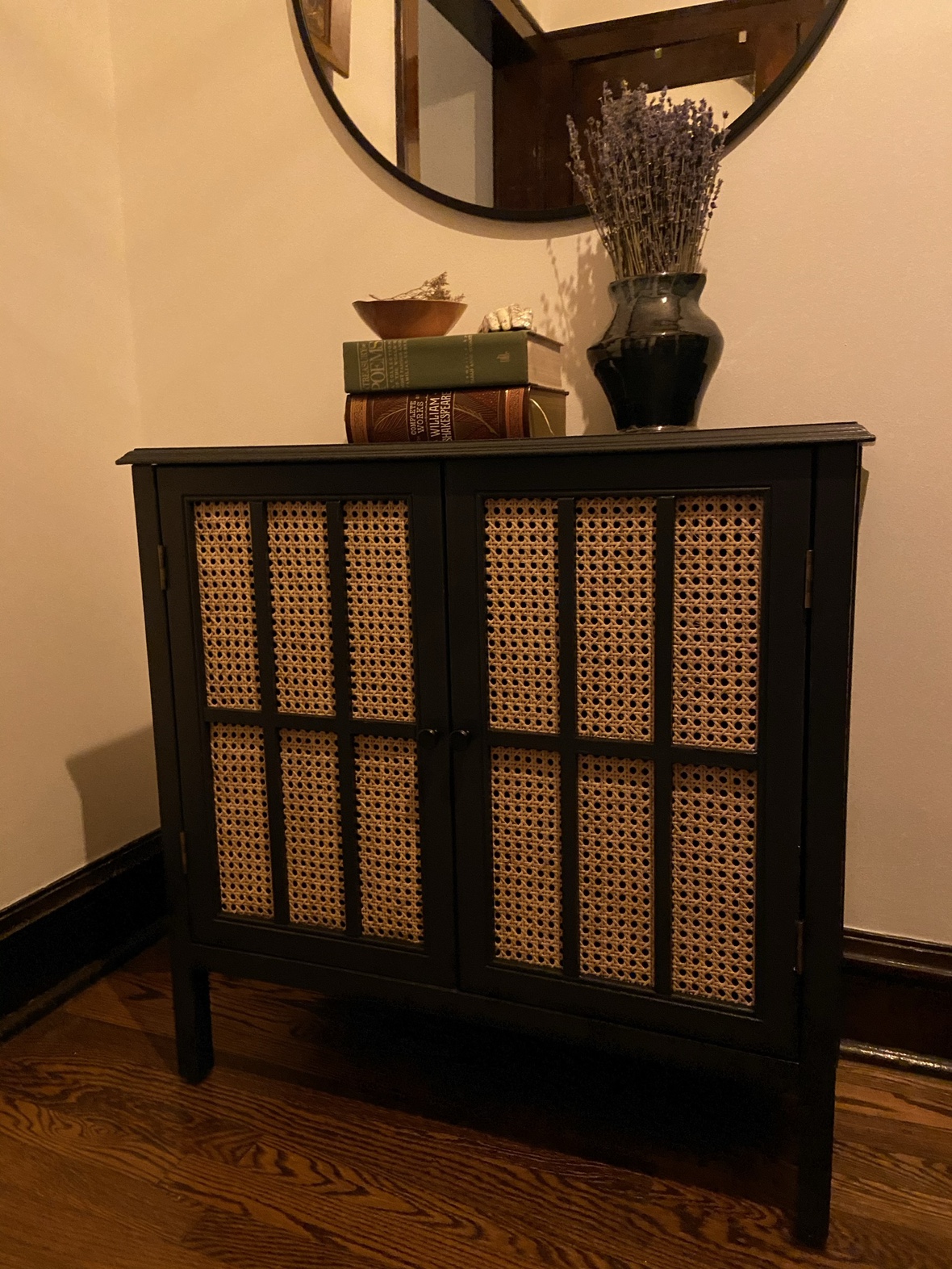 Entry cabinet image indicator(2)