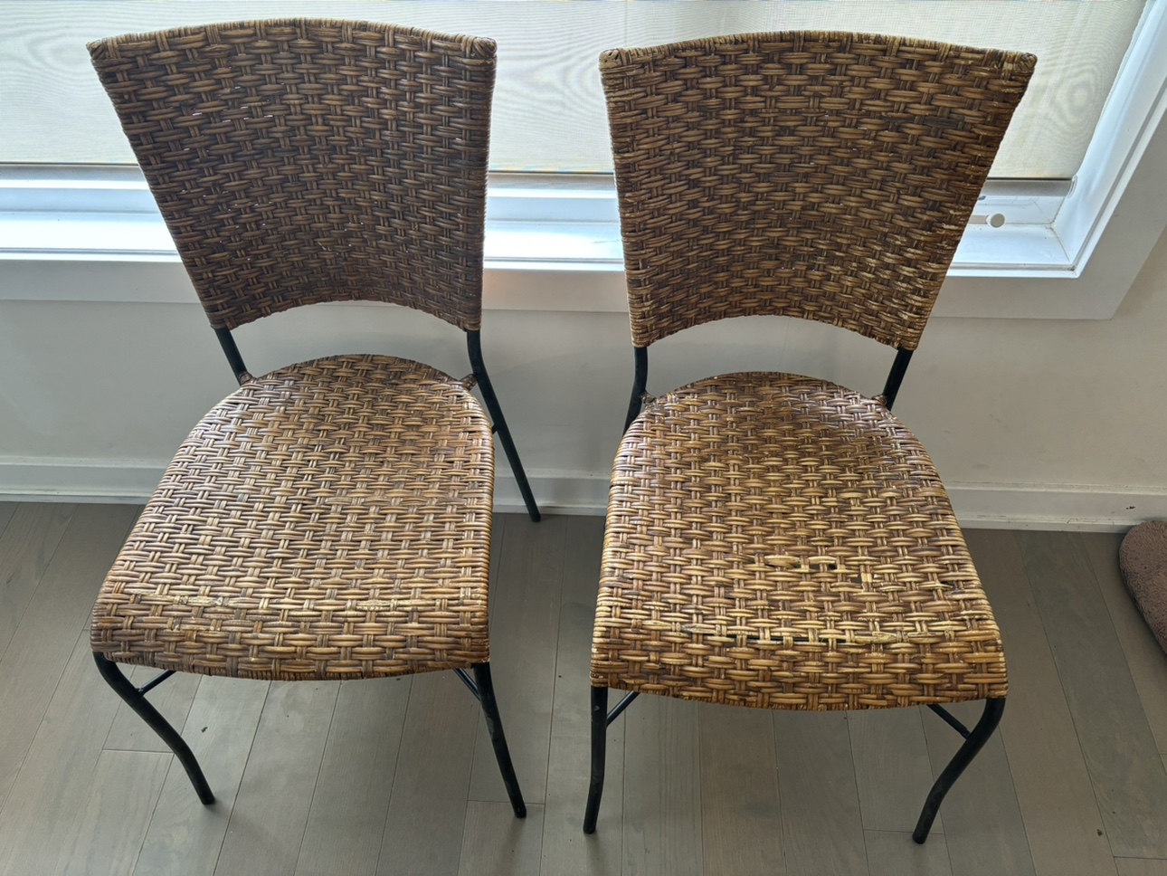 2 Wicker Chairs thumbnail