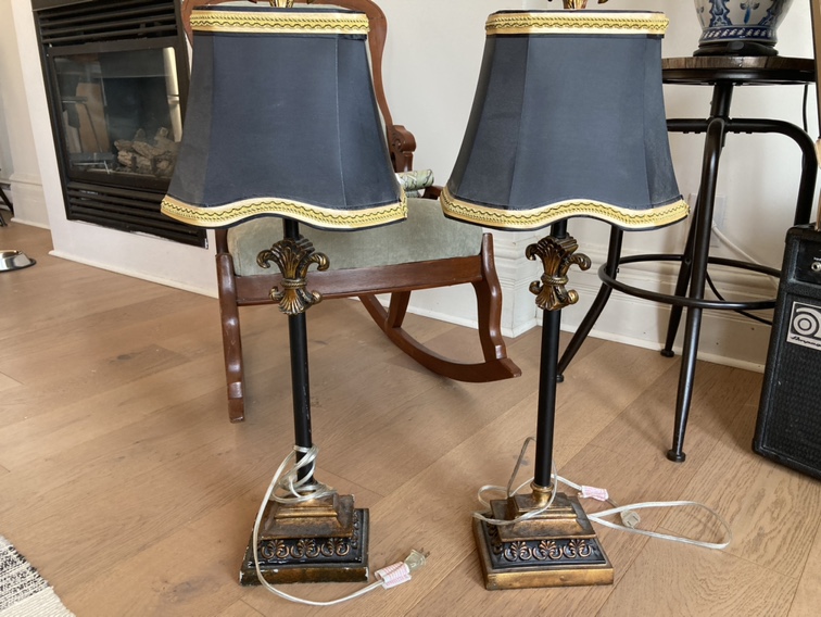 #Freecycle 2 side table lamps