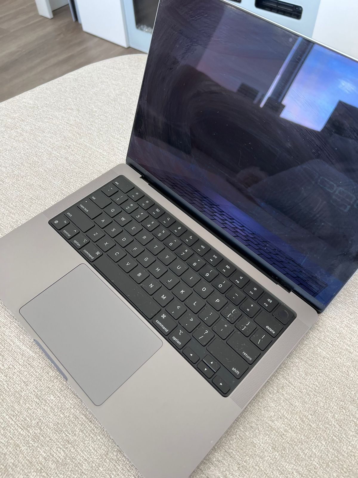 MACBOOK PRO 14 INCH - photo 2