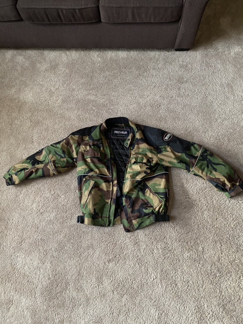 Mens XL motorcycle jacket,