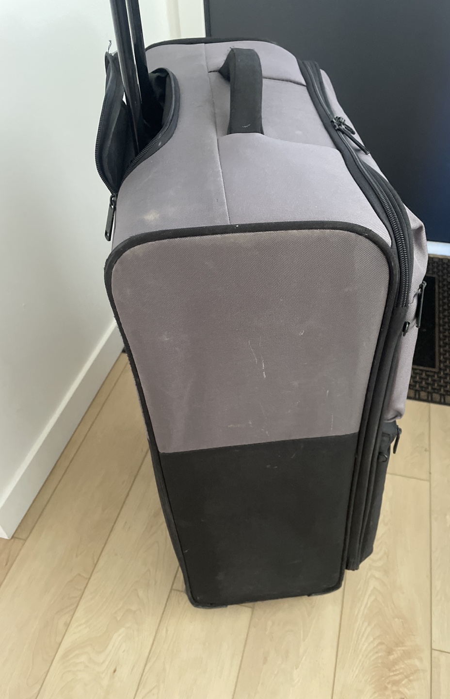 IT luggage suitcase - photo 2