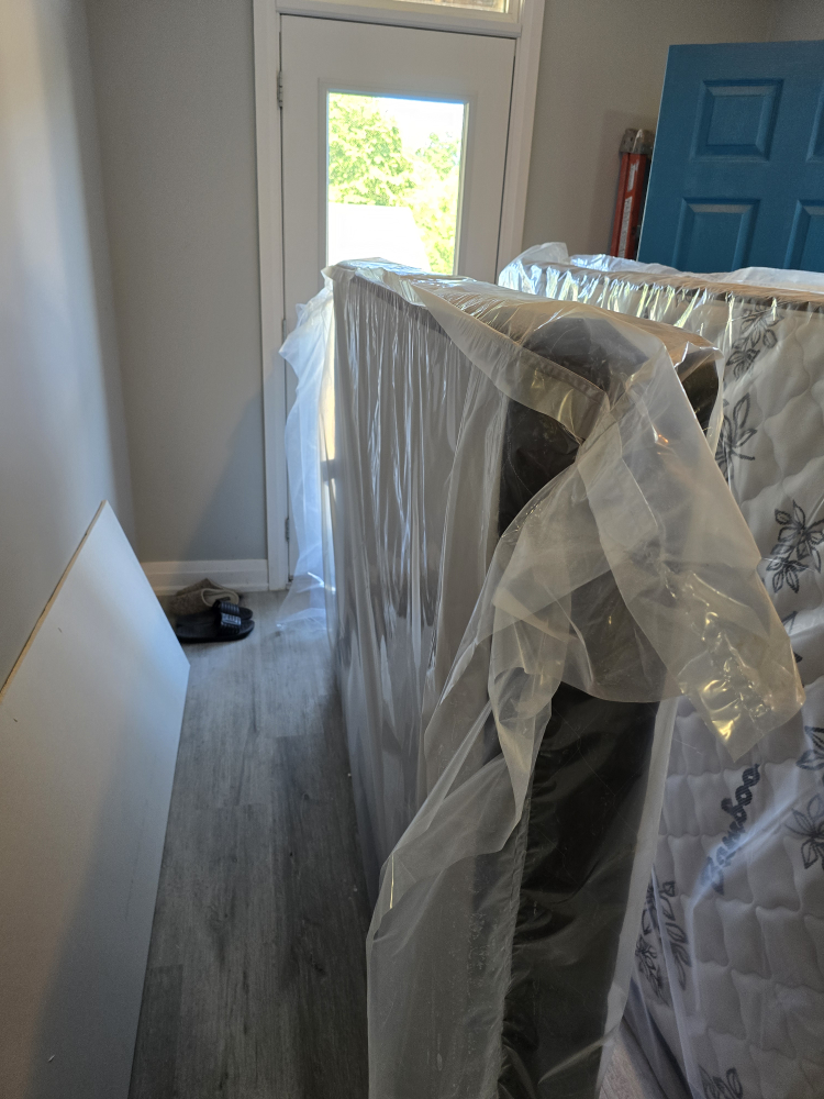 Double mattress+boxspring(sealed new) - photo 5
