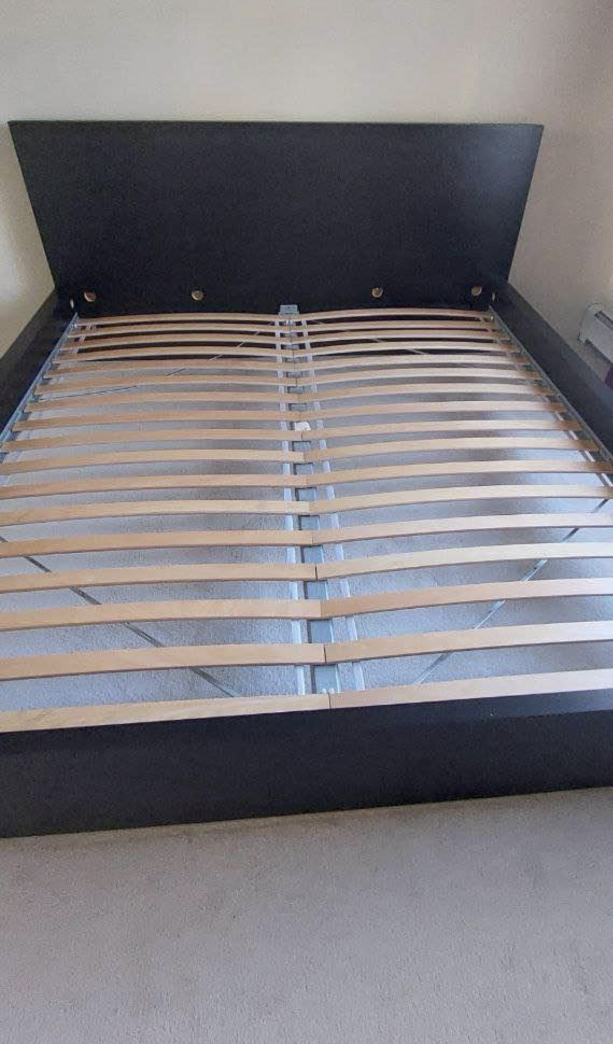 Free delivery double bed good condition