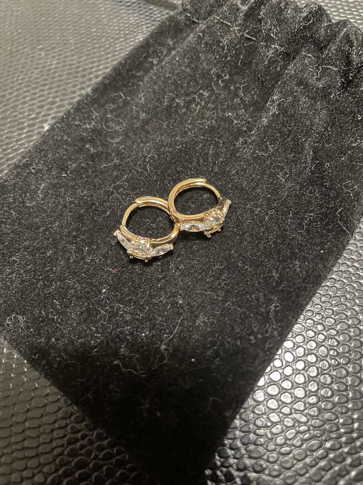 Huggie hoops gold plated - photo 2