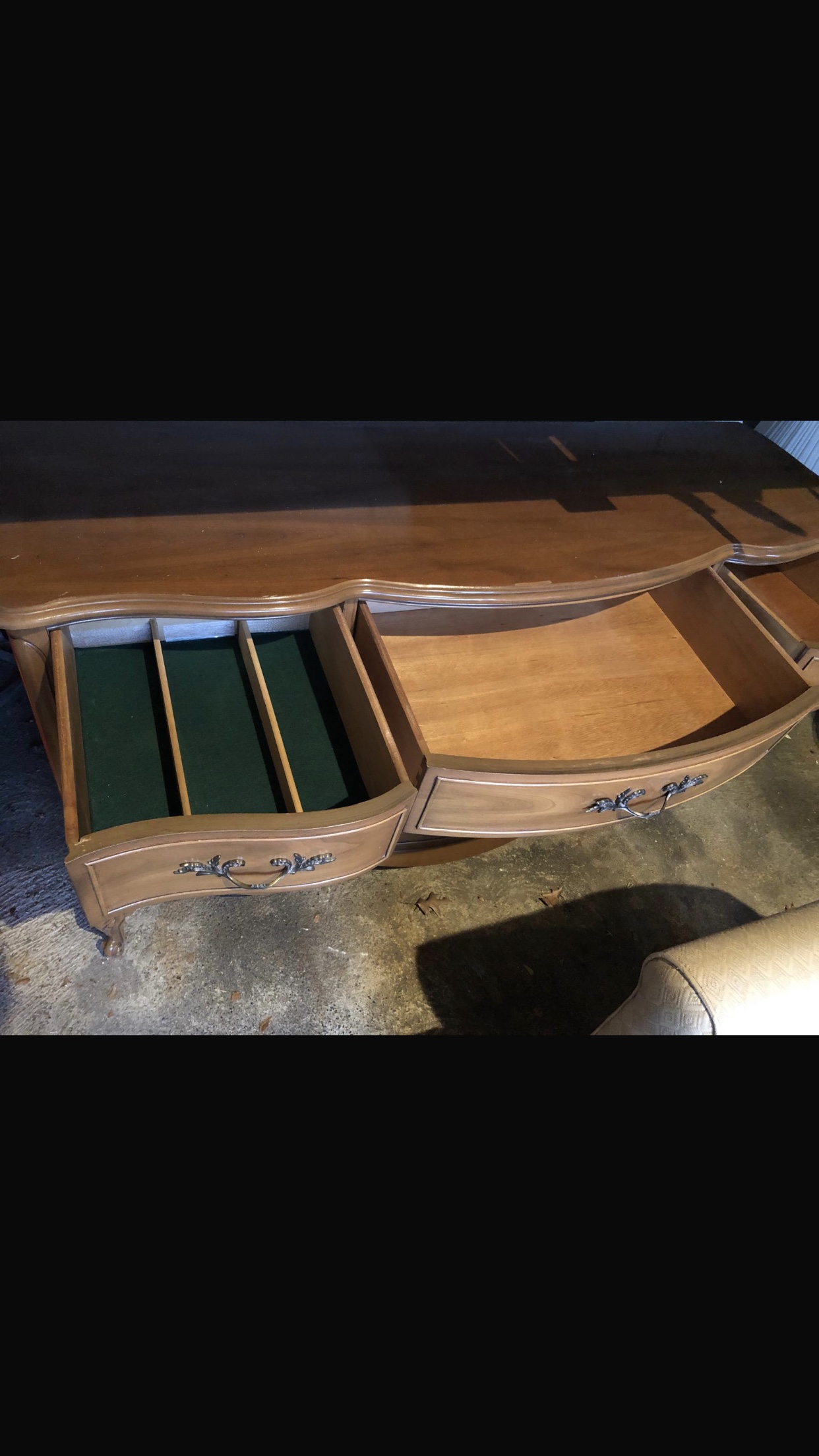Antique buffet - photo 2