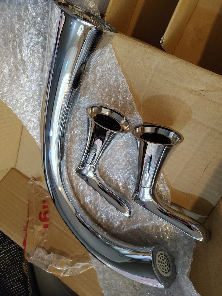 Pfister Polished Chrome Finish 3 Hole Roman Tub Trim. 🧡 image indicator(3)