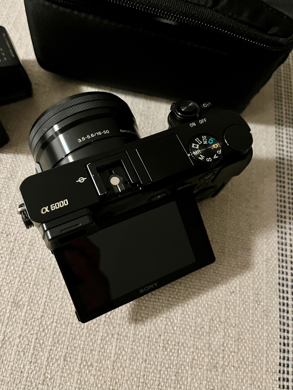 Sony Alpha a6000 Mirrorless Camera thumbnail