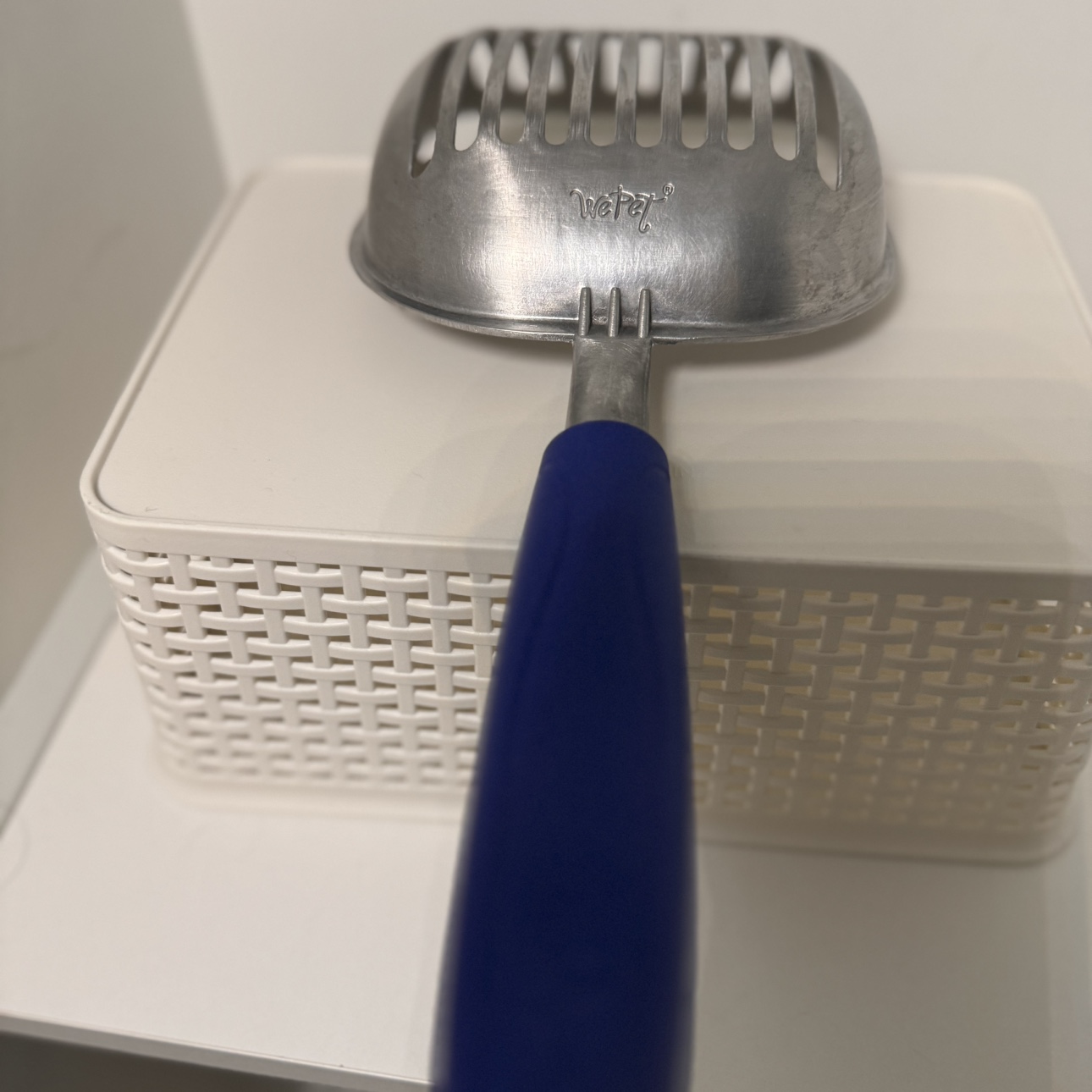 Litter Scoop (like new) image indicator(5)