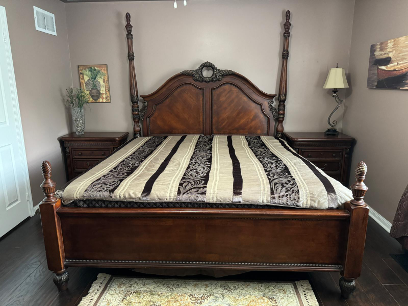 bedroom set