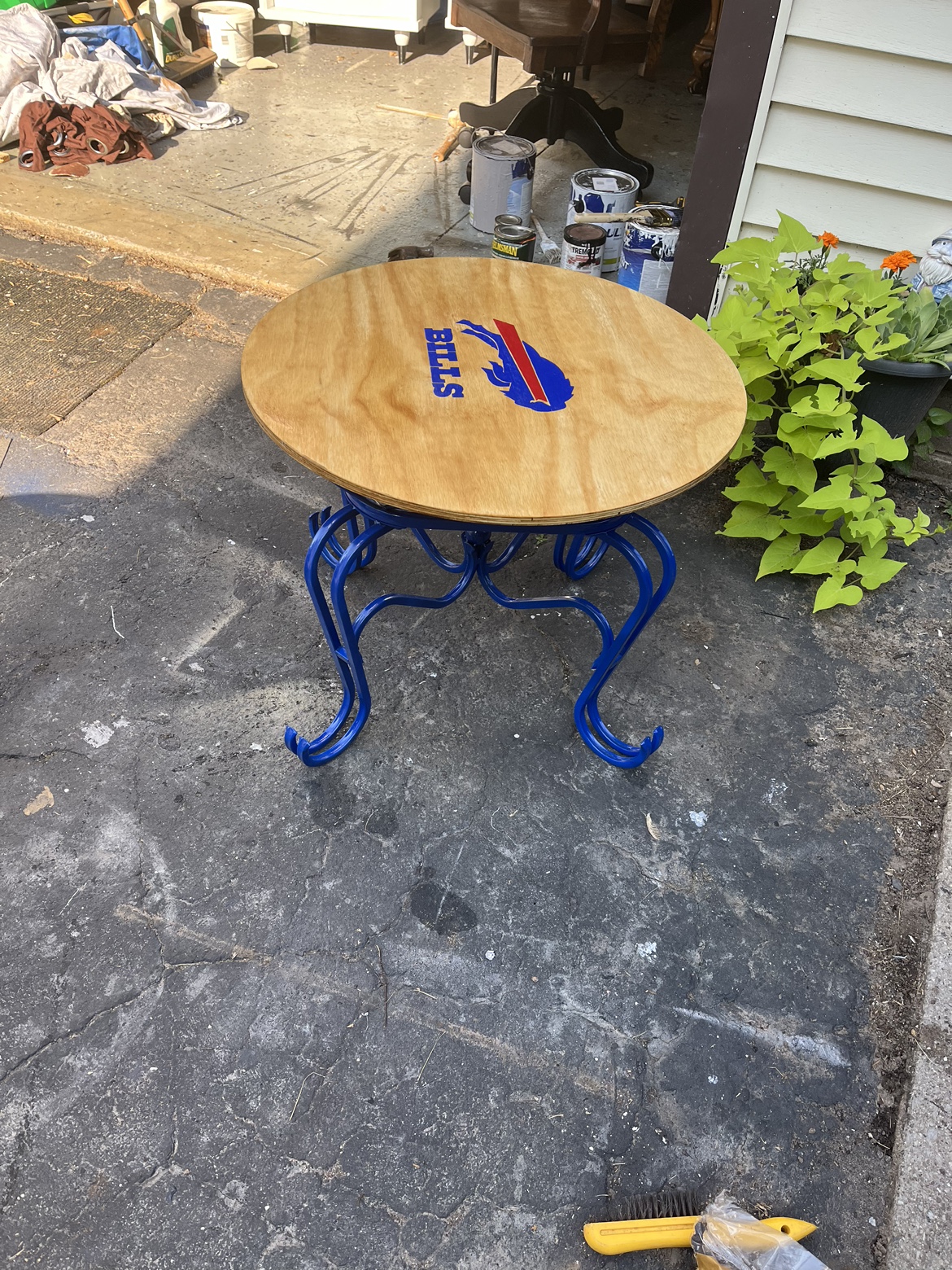 Custom made bills table - photo 3