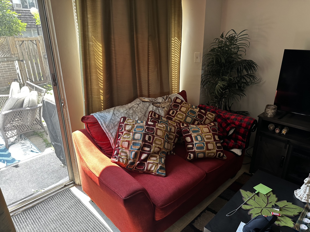 LOVESEAT - photo 3