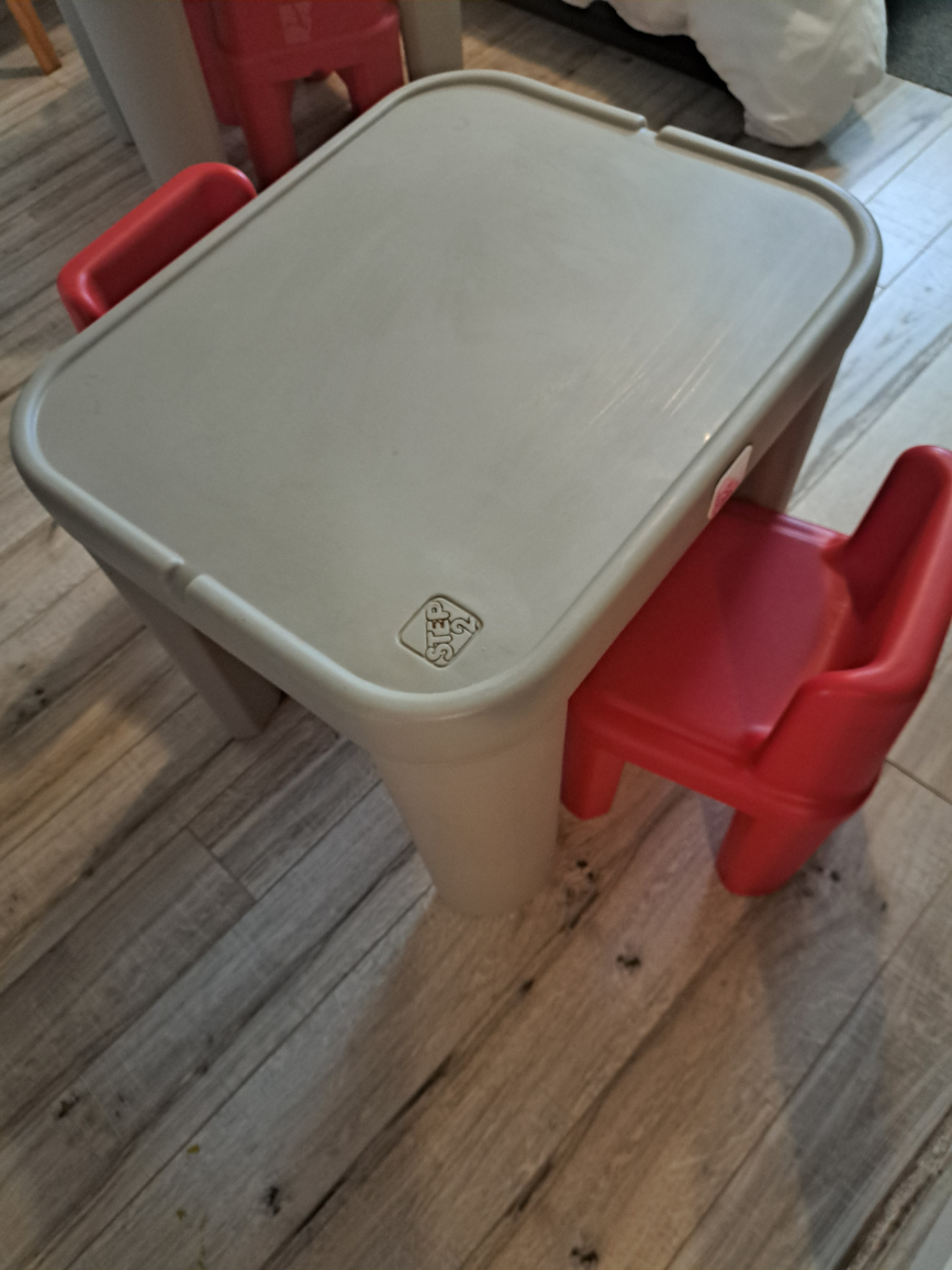 Step 2 Kids Table and Chairs - photo 2