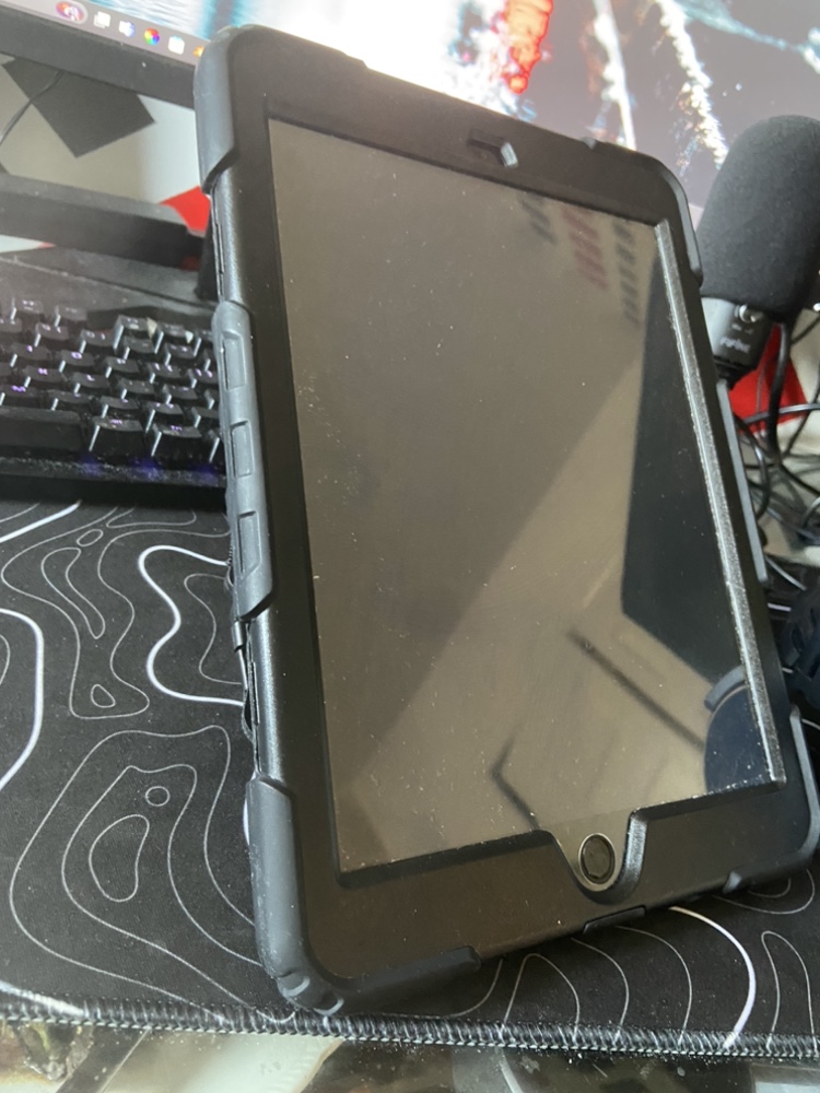 [ IPad 8th Gen ] PRICE DROPPED!! ⬇️ - photo 4