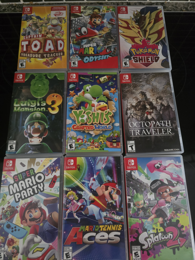 9 Nintendo Switch Games and 12 Month Online Subscription