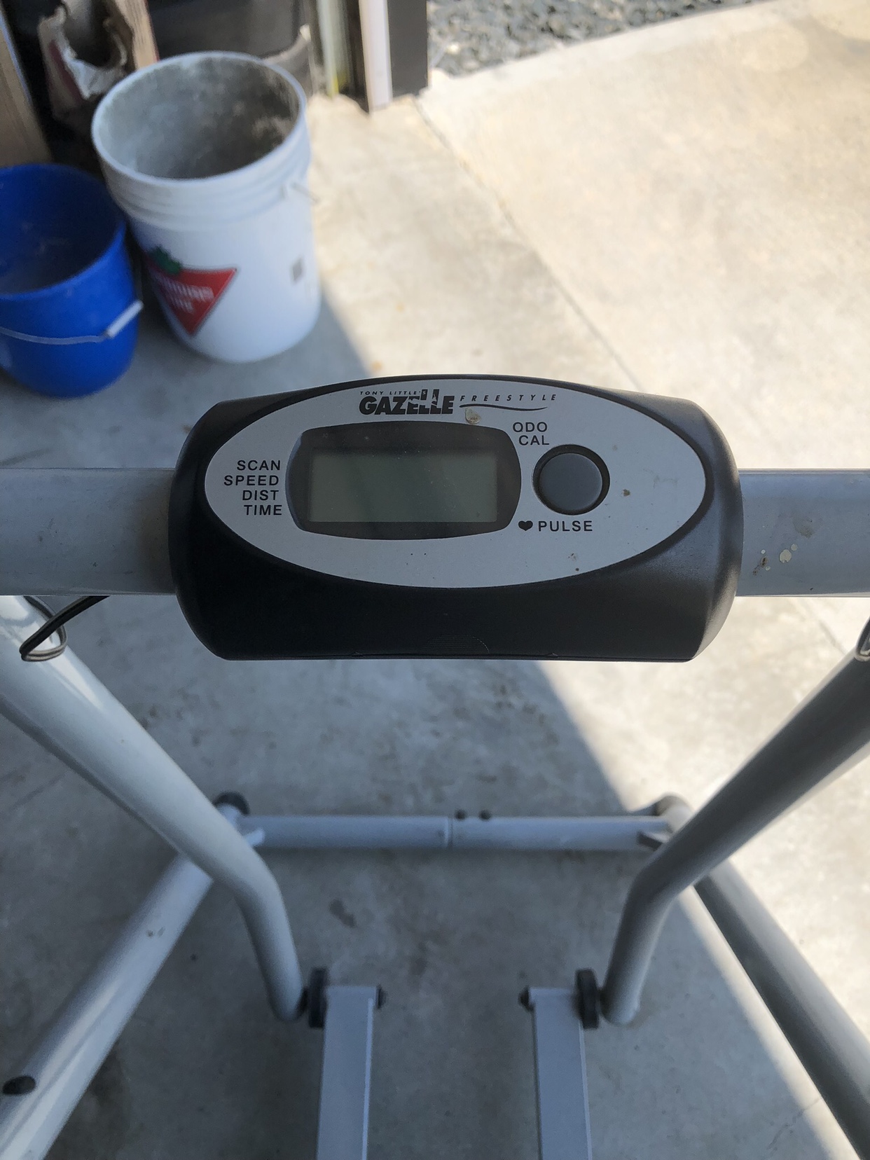 Gazelle Exerciser - Used - photo 3