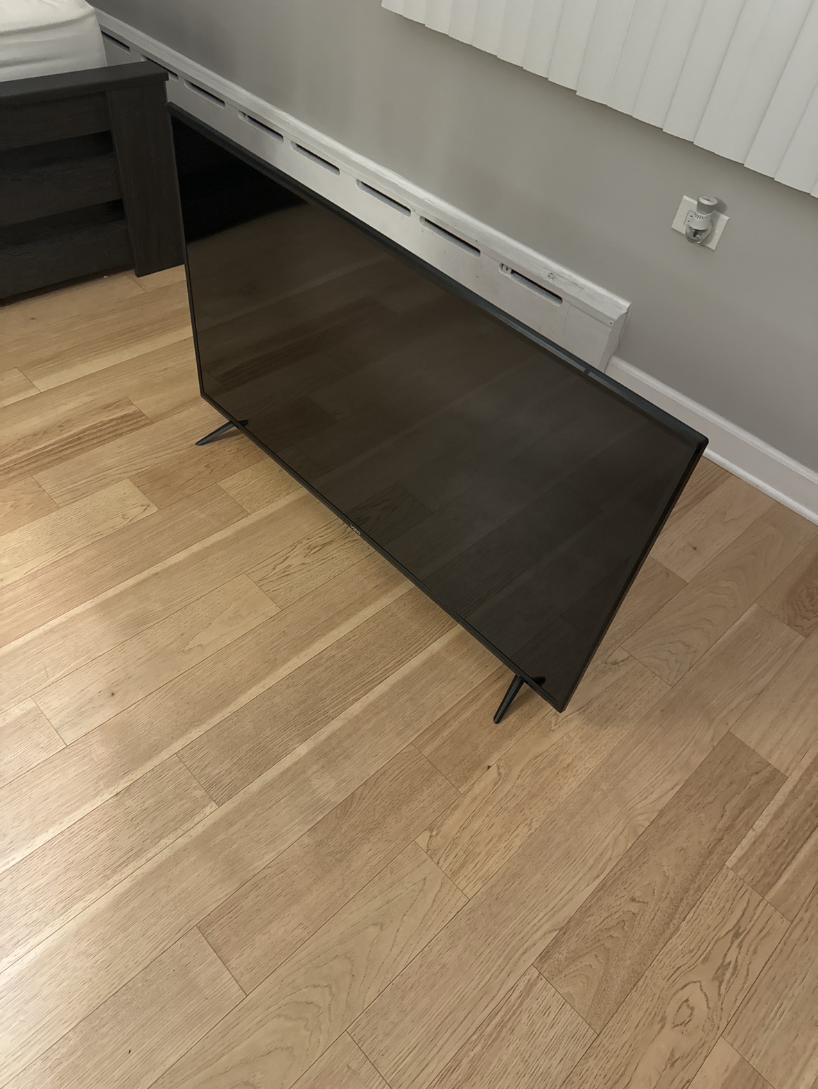 50 inch TV Vizio - photo 2