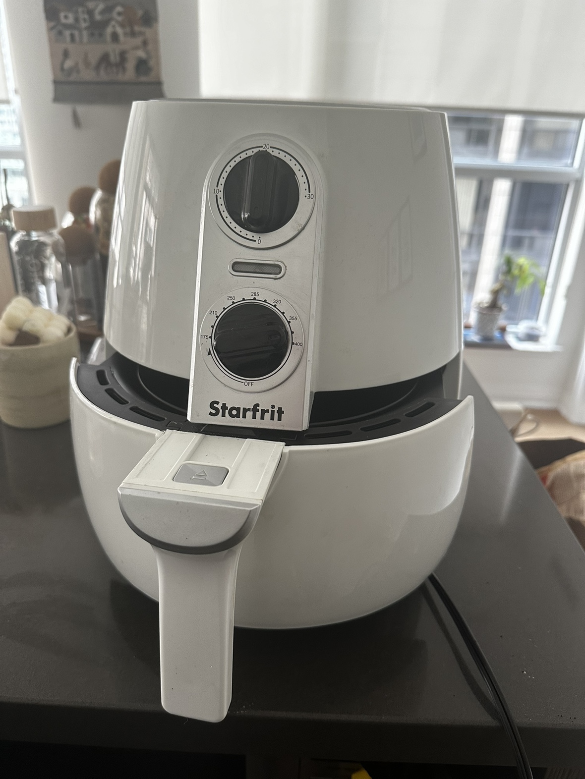 Starfrit 3.2-L White Electric Air Fryer