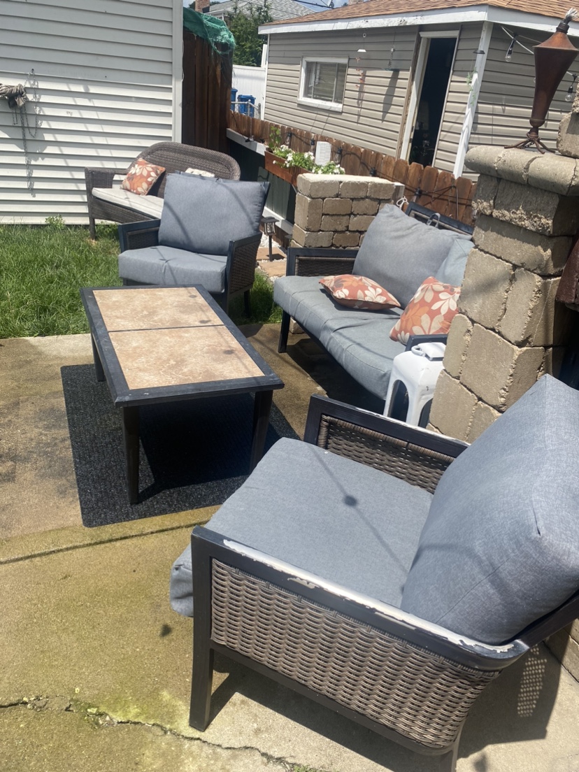 Patio furniture set