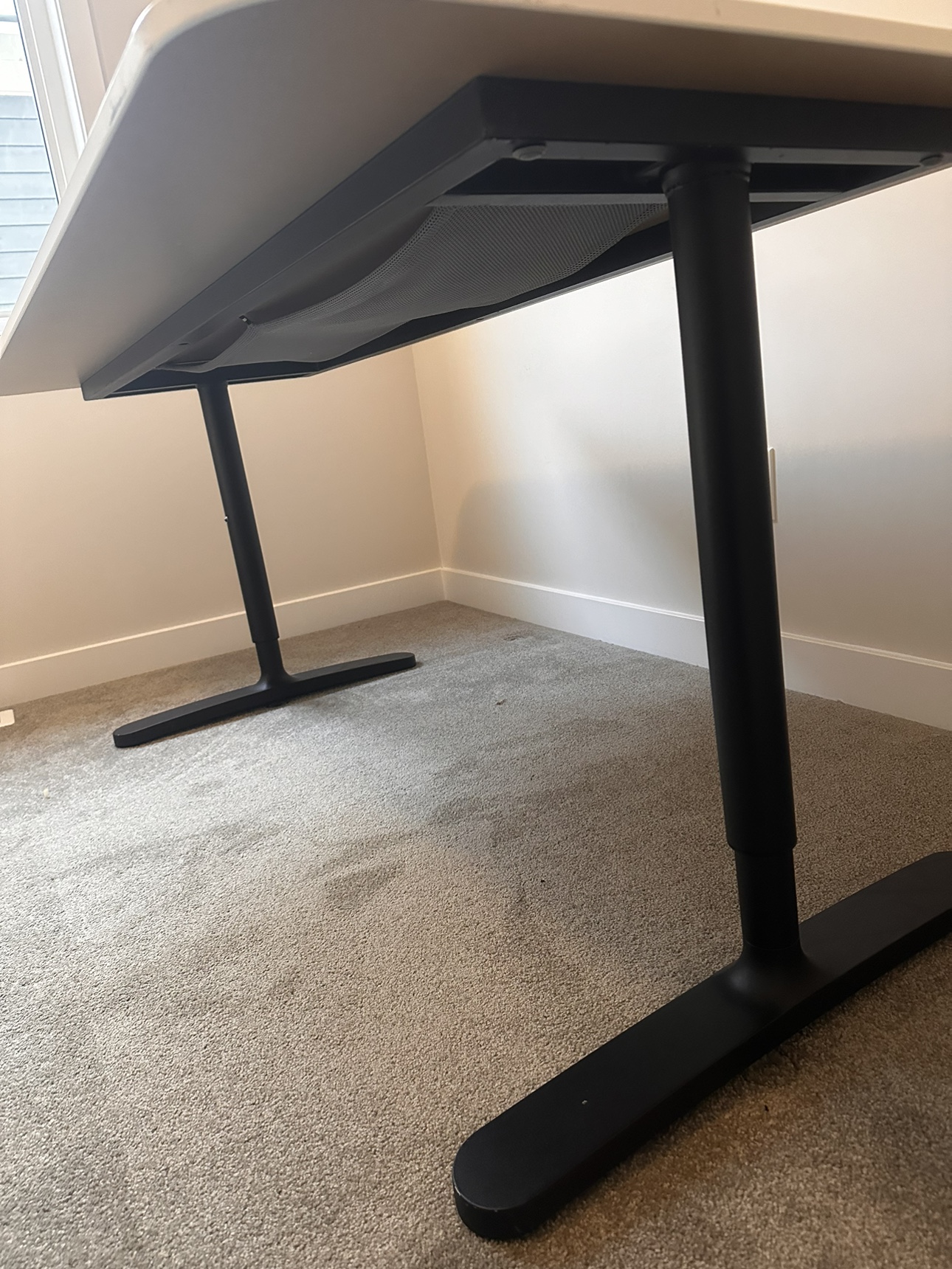 Bekant Ikea Desk - photo 3