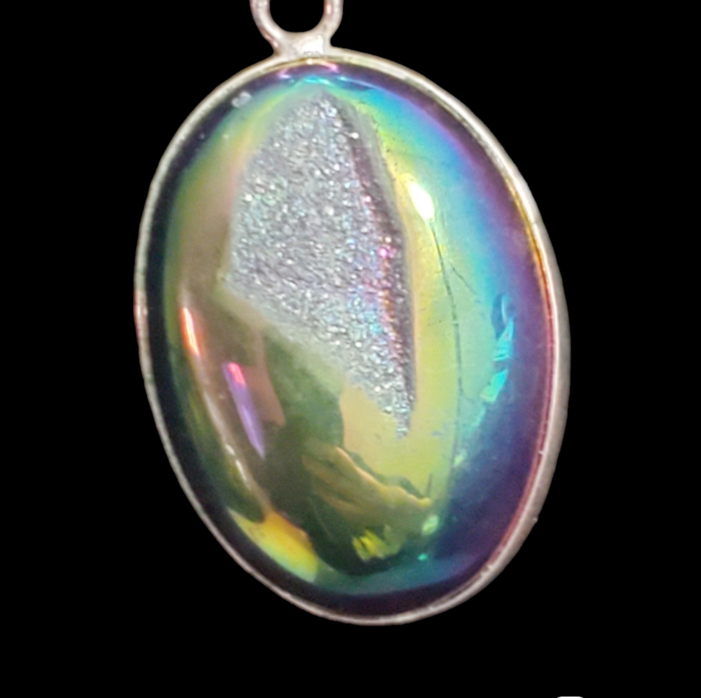 Vtg. Druzy Angel Aurora Quarts image indicator(3)