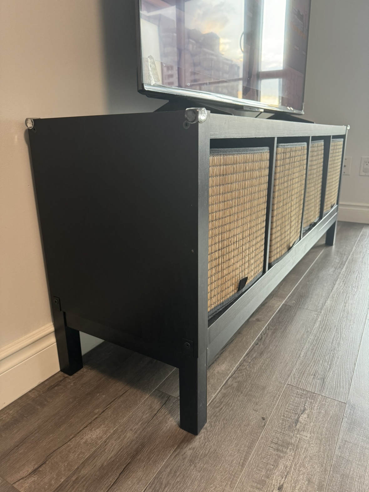 Tv cabinet without baskets - photo 3