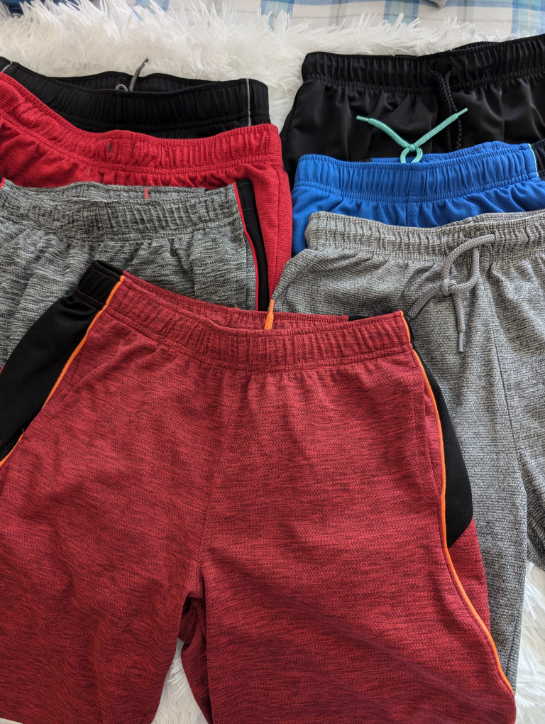 Pack of 7 boys shorts size large (10-12) thumbnail