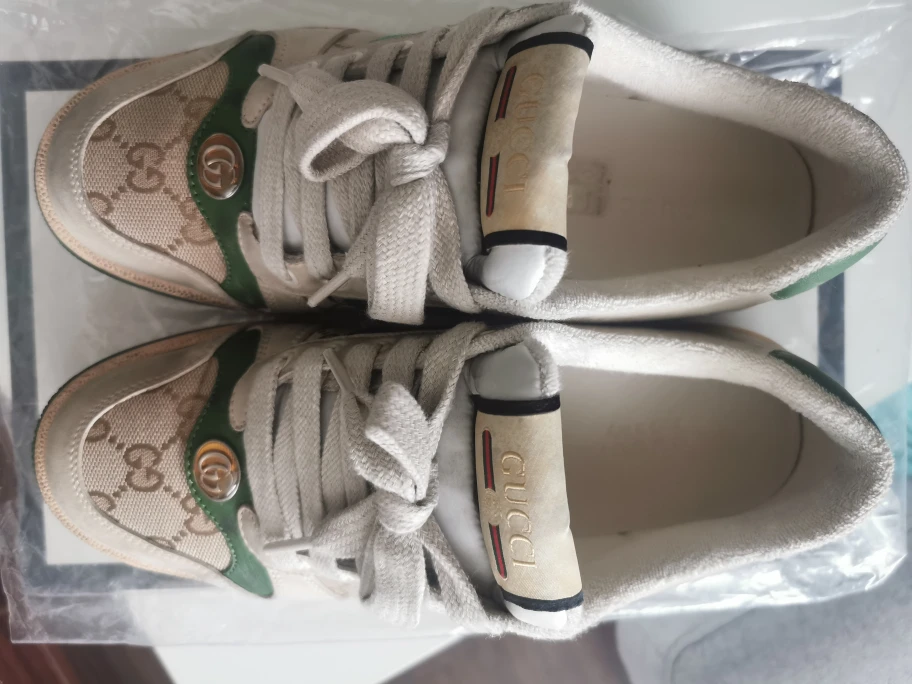 Gucci women's sneaker image indicator(4)