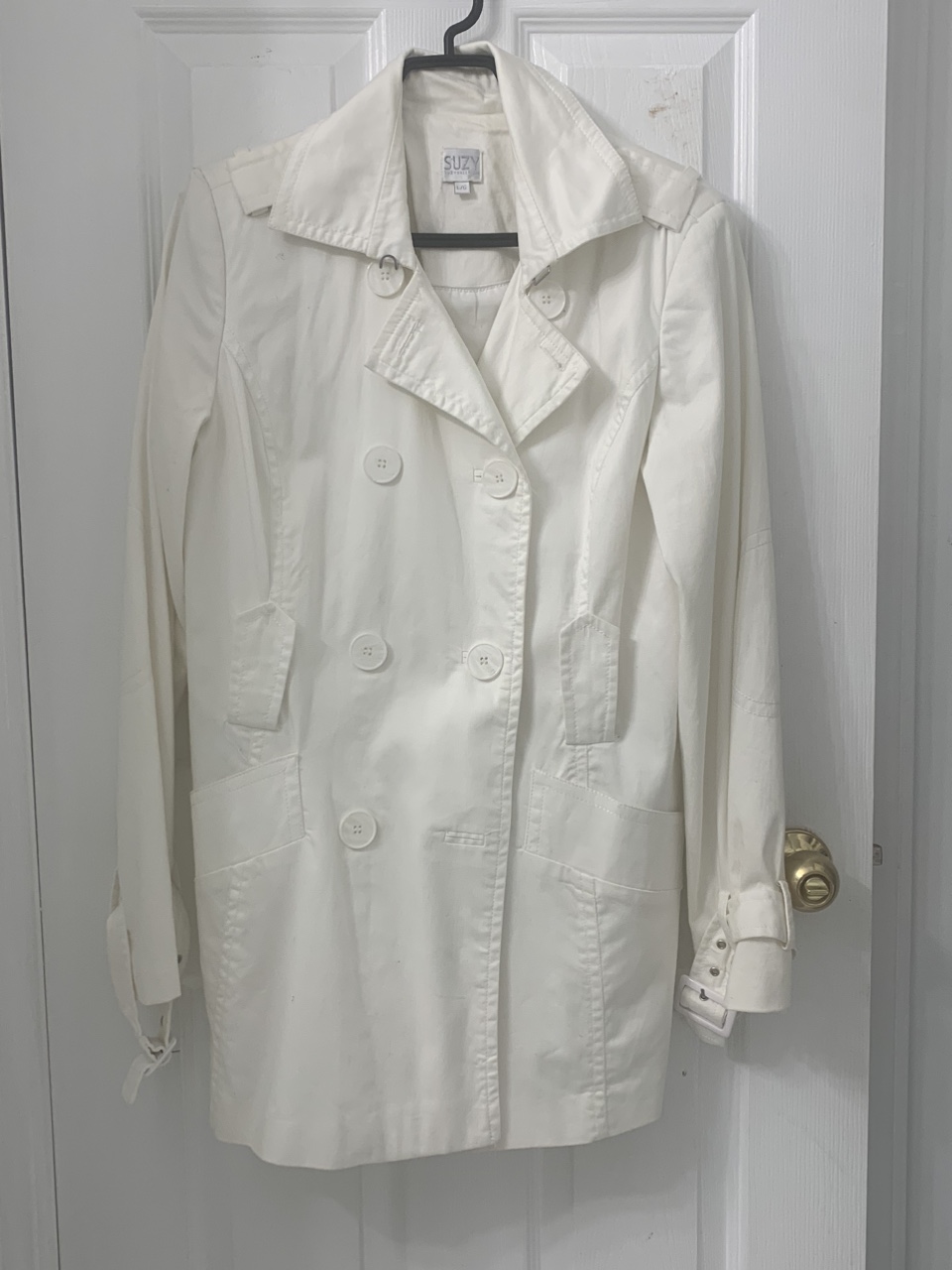 White blazer thumbnail