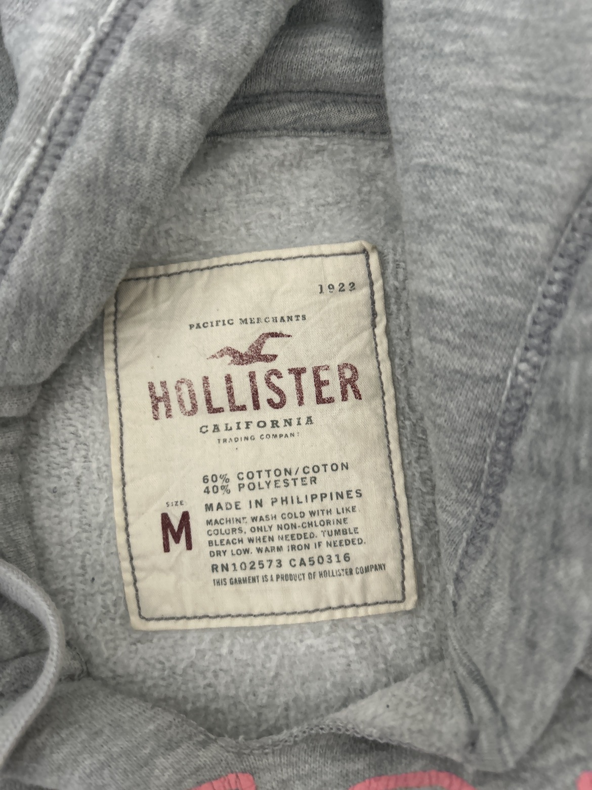 Sweater- hollister image indicator(2)