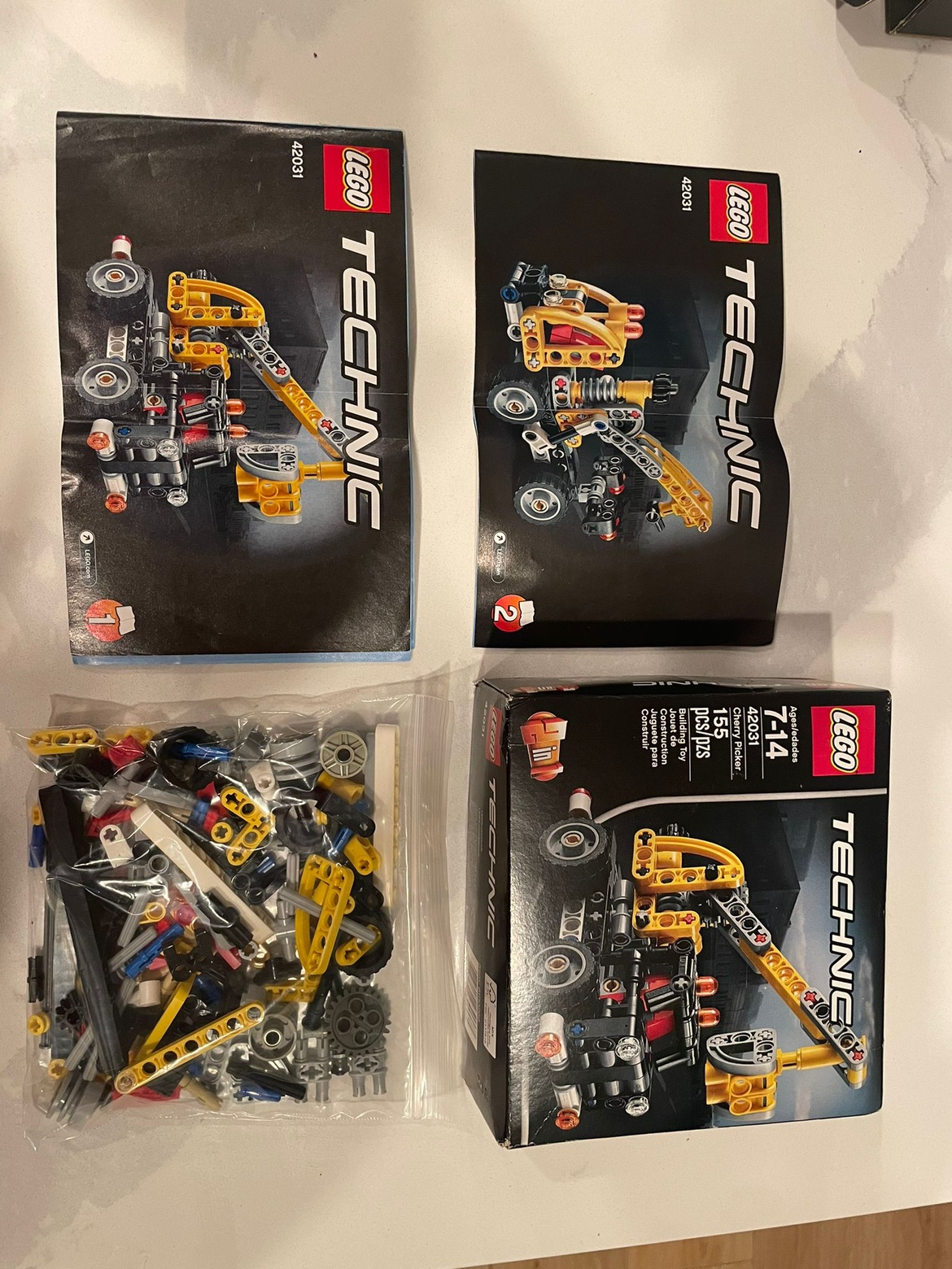 LEGO Technic Cherry Picker (2 in 1) (42031) thumbnail