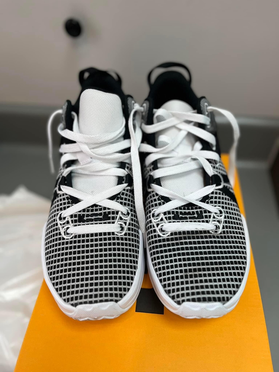 Men’s Basketball shoes
