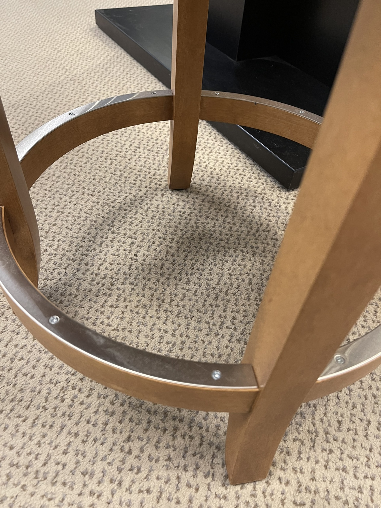 Counter height stools - photo 2